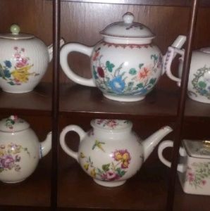 FULL SET of 12 Victoria & Albert Museum MINI